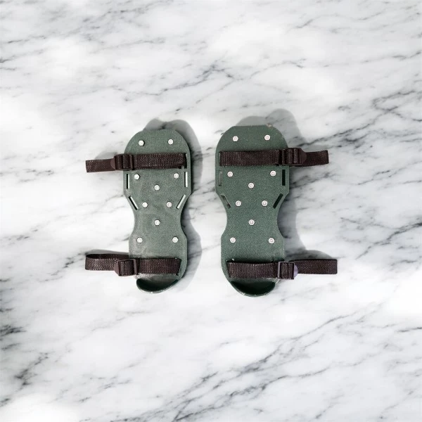 Zapatos con puas TZY013